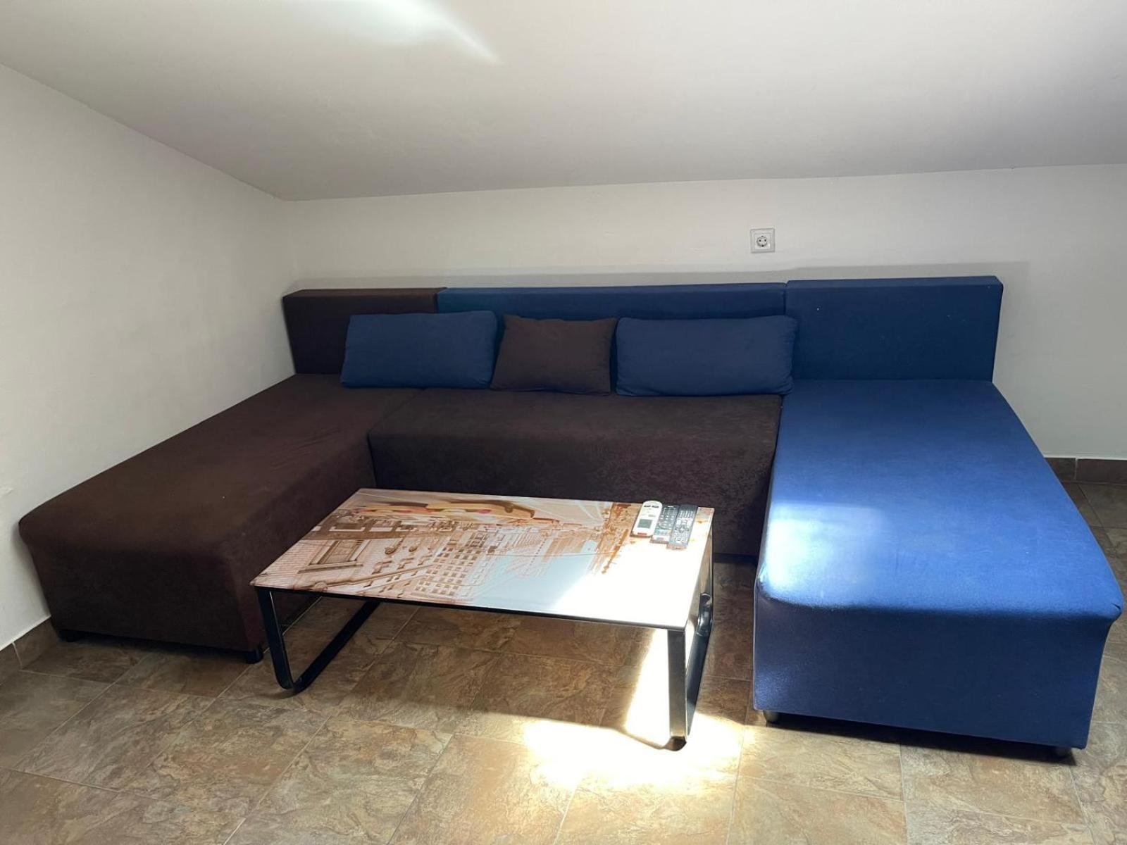 Dejan Apartment-Top Centar Pula Eksteriør billede
